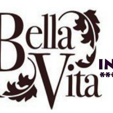 Bella Vita Inn Ватерлоо Экстерьер фото